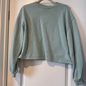 Universal Thread Women's Sweatshirt - Soft Green